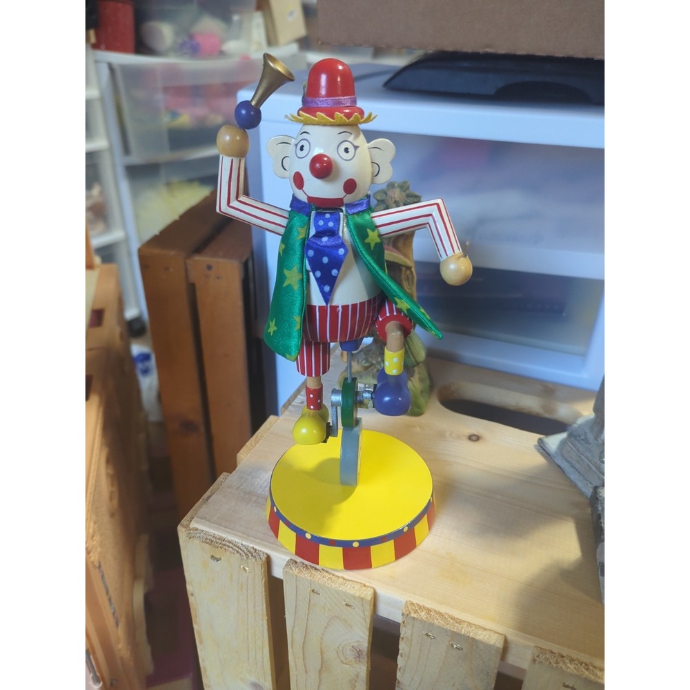 Vintage Nutcracker Village Circus Clown On Unicycle 1999 Style #940003 READ